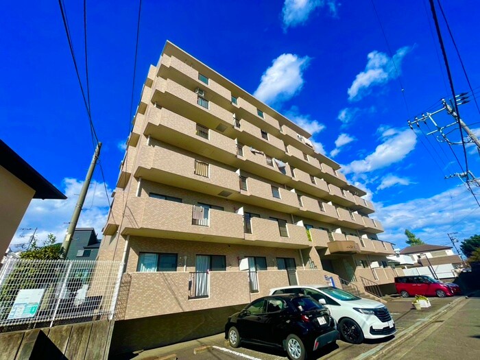 イーストパレス二俣川の物件外観写真