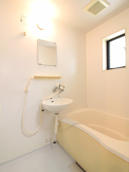 コンフォ－レ日吉２の物件内観写真