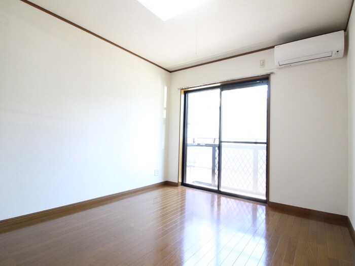 コンフォ－レ日吉２の物件内観写真