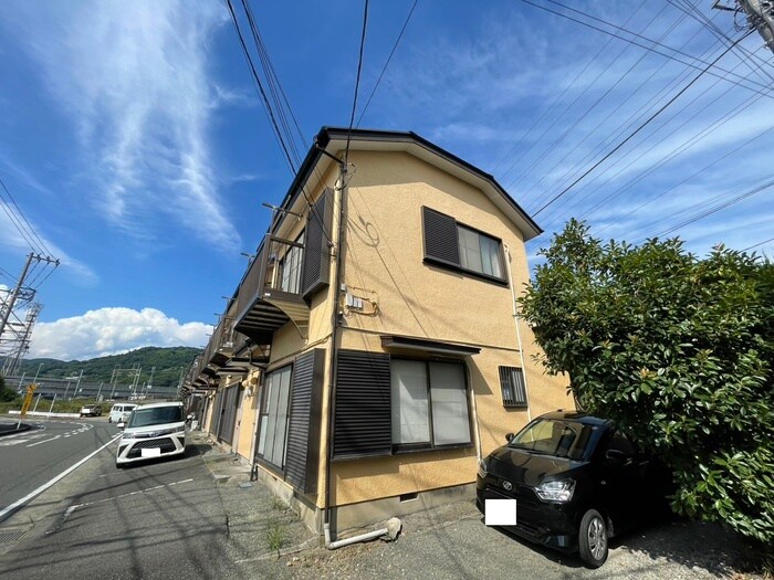 コ－ポのじ１号棟の物件外観写真