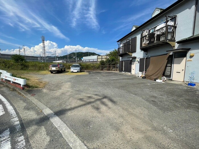 コ－ポのじ１号棟の物件外観写真