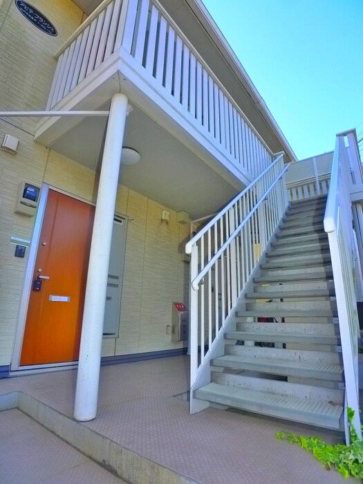 アピテ・プランシェの物件外観写真