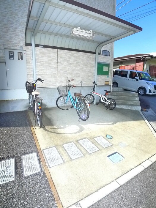 アムール モネの物件外観写真