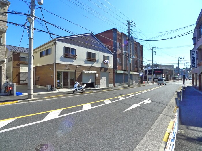 リジェ－ネＡ棟の物件外観写真