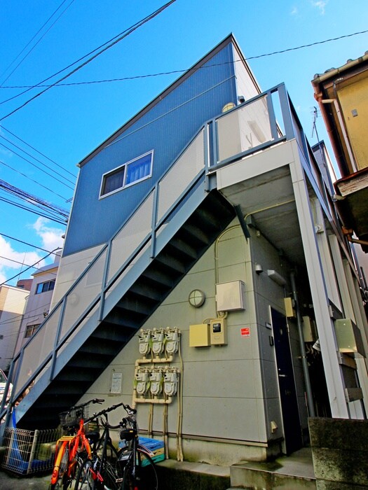 ピア仲町の物件外観写真