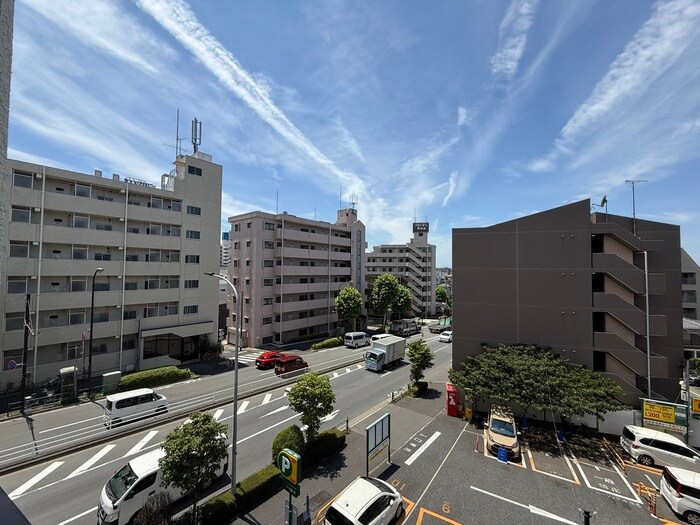 カネサカ第２関口マンションの物件外観写真