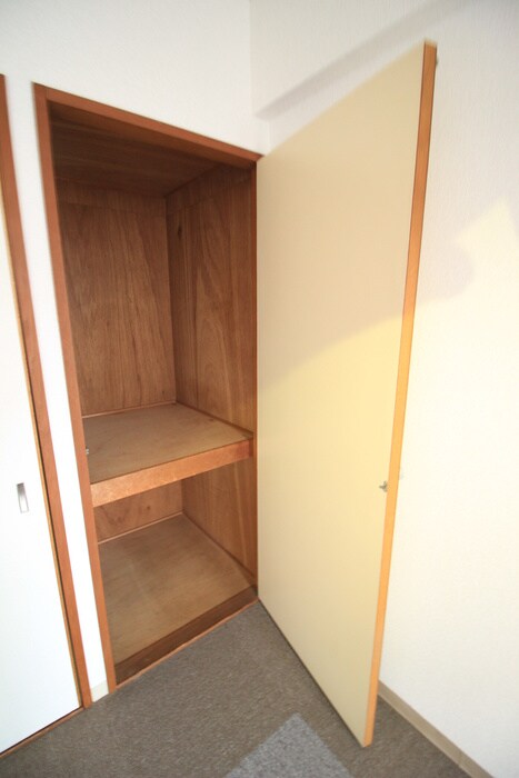 カネサカ第２関口マンションの物件内観写真