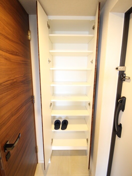 クレヴィアリグゼ雪が谷大塚の物件内観写真