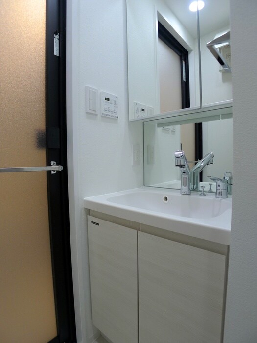 オーキッドレジデンス上野の物件内観写真