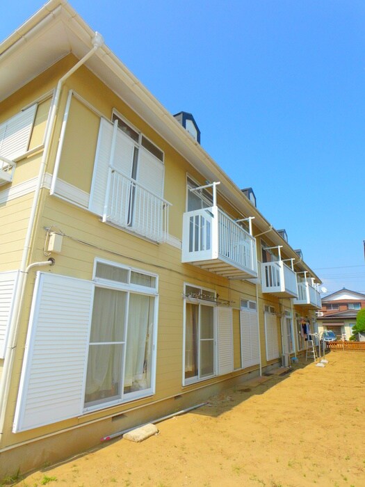 ジョイフル芝山の物件外観写真