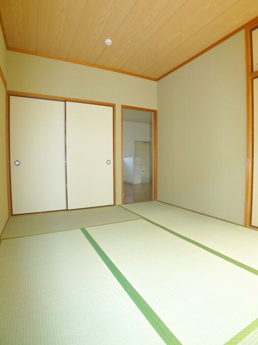 ジョイフル芝山の物件内観写真