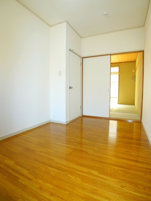 ジョイフル芝山の物件内観写真