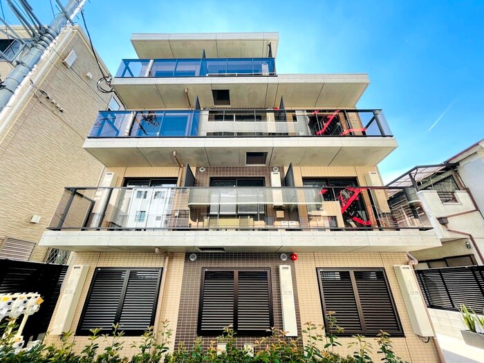 コンポジット王子の物件外観写真