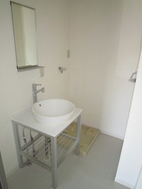 ベロ－ナモレの物件内観写真