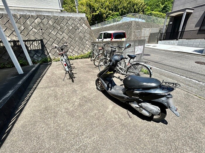 グレース南大沢Ｂの物件外観写真