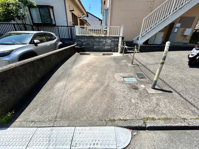 グレース南大沢Ｂの物件外観写真