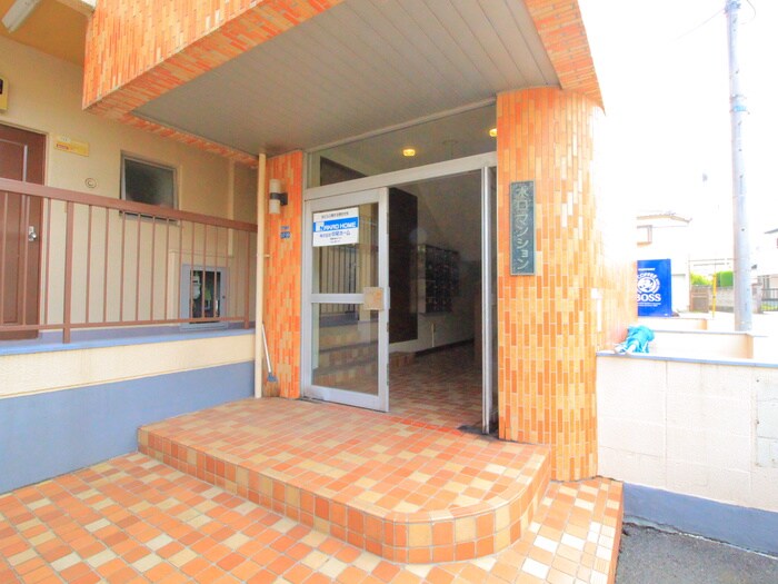 木口マンションの物件外観写真