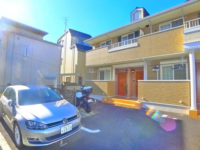 カーサリエートの物件外観写真