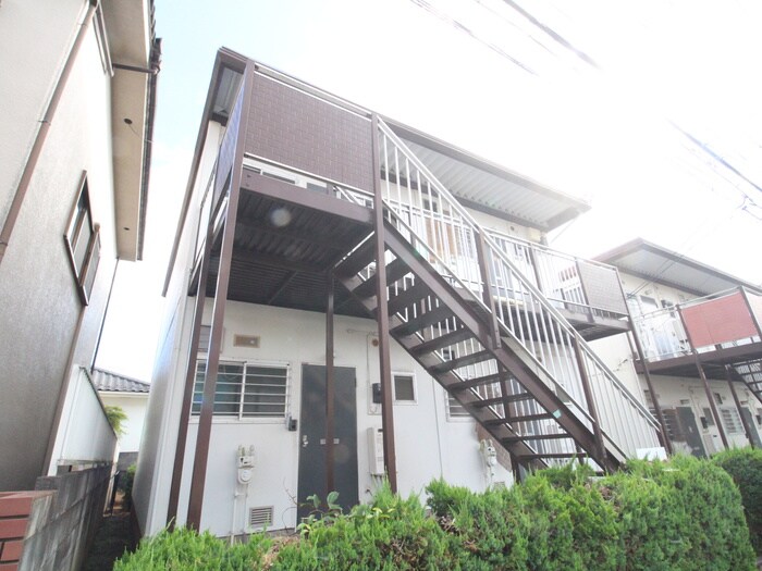 ハイツひよどりB棟の物件外観写真