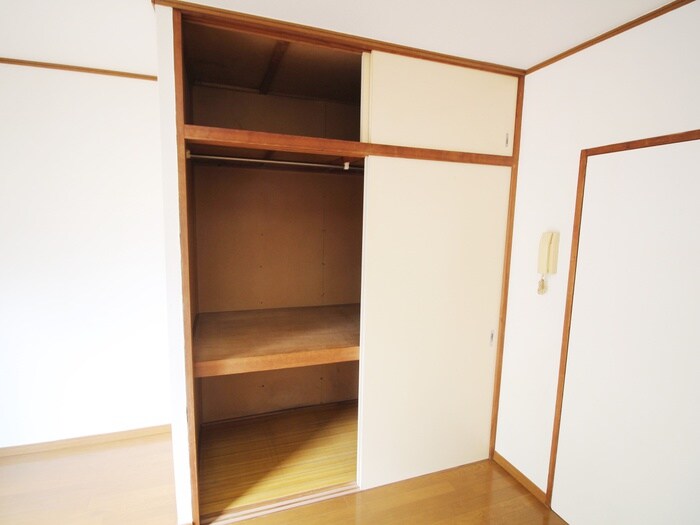 ハイツひよどりB棟の物件内観写真