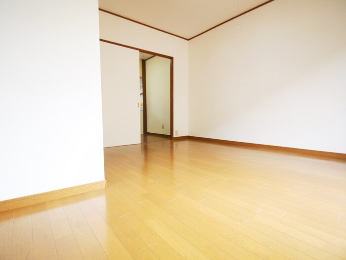 ハイツひよどりB棟の物件内観写真