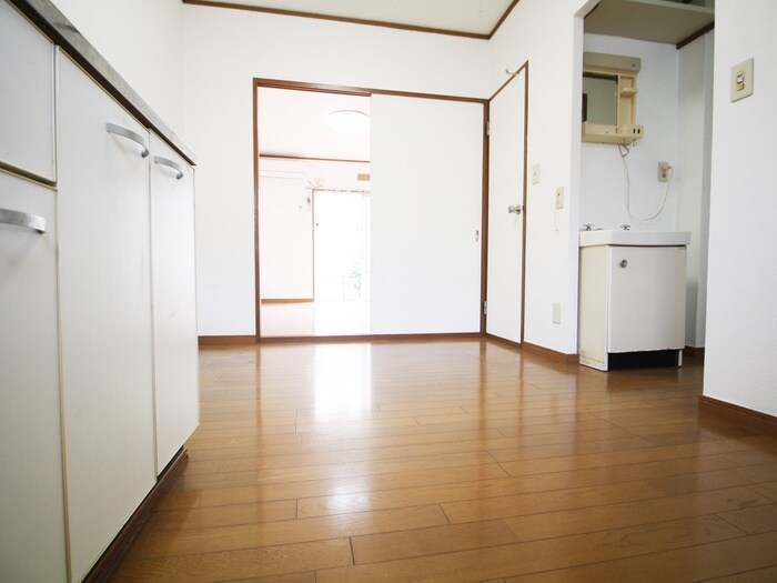 ハイツひよどりB棟の物件内観写真