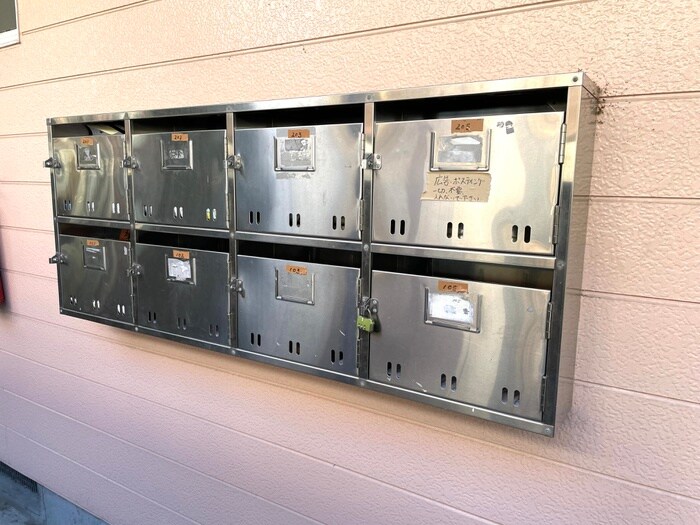 ｻﾝﾁｪﾘ-ﾊｲﾂの物件外観写真