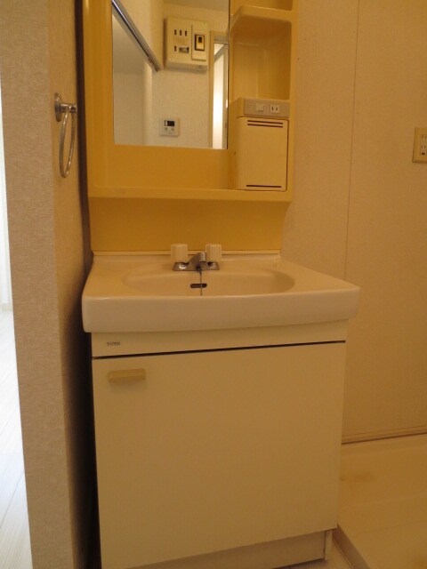 オゾンガ－デンＢの物件内観写真