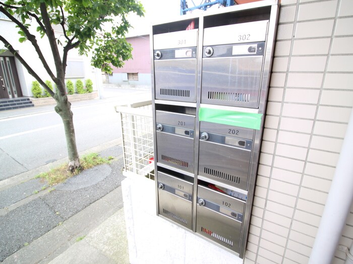 フラット佐藤の物件外観写真