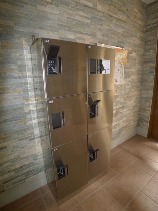 プランドール千葉の物件外観写真