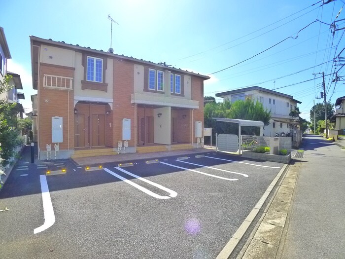 グランツの物件外観写真