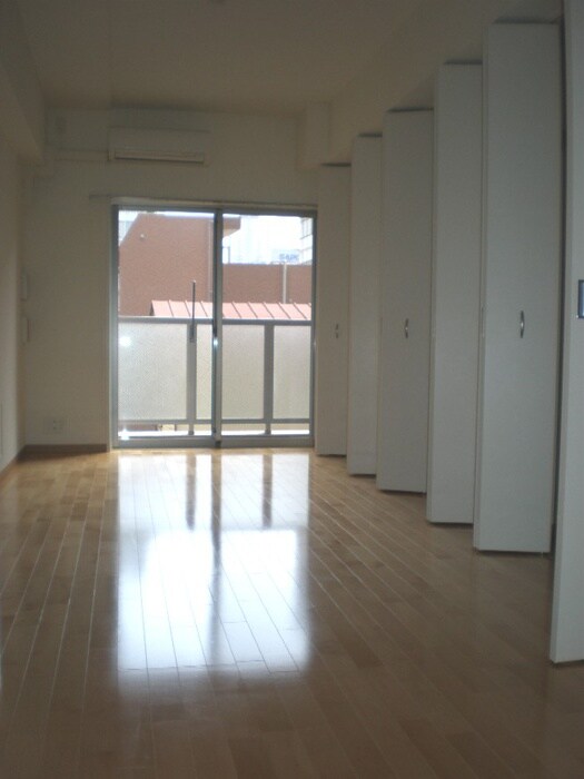 ドゥーエ横濱台町の物件内観写真