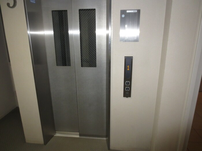 ドゥーエ横濱台町の物件外観写真