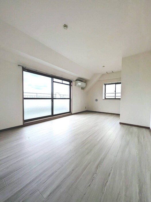 シャトー・ド・デューカルの物件内観写真