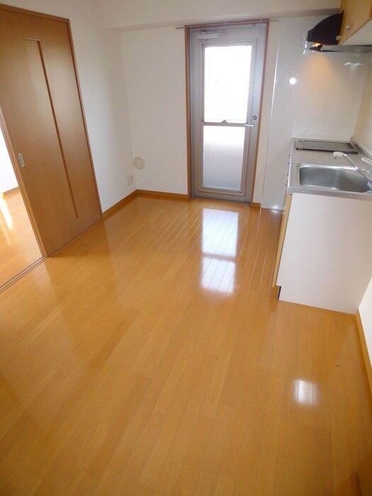 ロイヤルクマイの物件内観写真