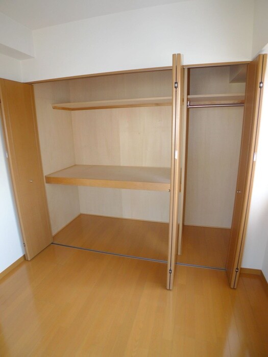 ロイヤルクマイの物件内観写真