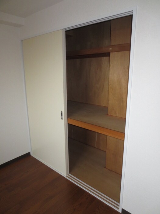 ラフィーネ壹番館の物件内観写真