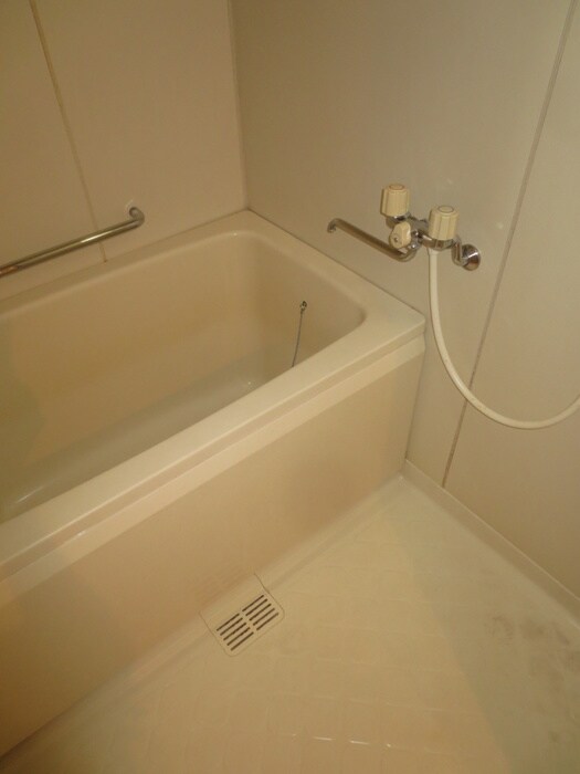 ラフィーネ壹番館の物件内観写真