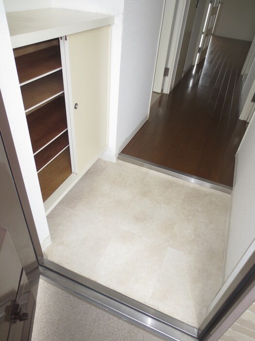 ラフィーネ壹番館の物件内観写真