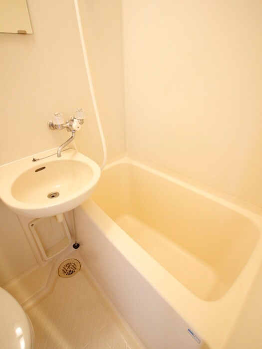 ルクレ青葉台の物件内観写真