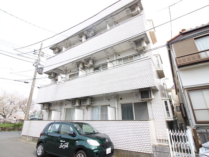 シャト－ブランの物件外観写真