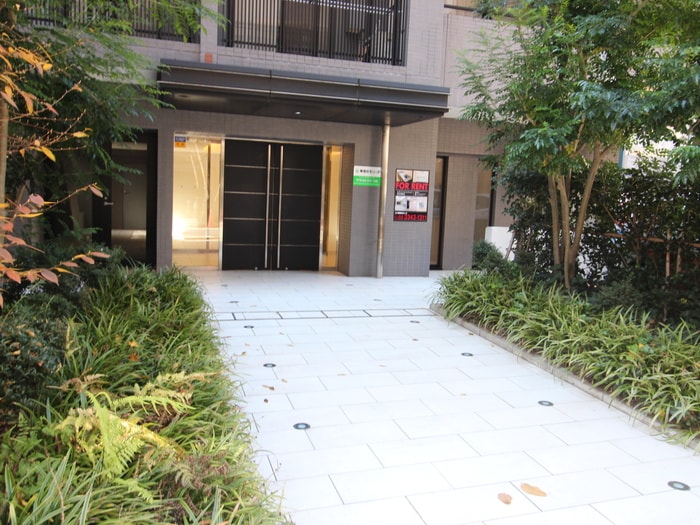 レキシントン・スクエア新宿御苑の物件外観写真