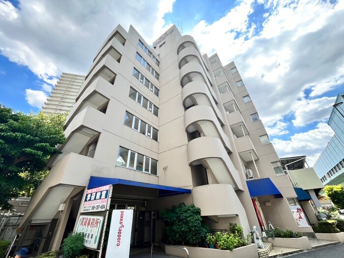 第二若木コ－ポの物件外観写真