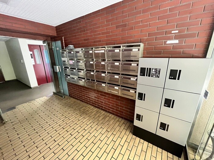 第二若木コ－ポの物件外観写真