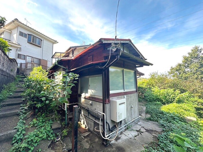 東逸見町戸建の物件外観写真