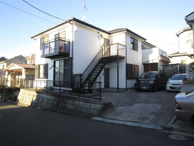 ローズハイツ　Ａの物件外観写真