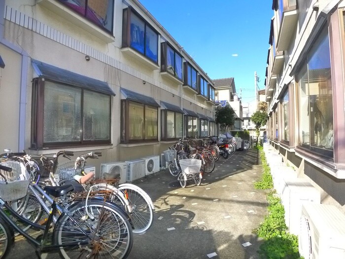 ア－ク佐野の物件外観写真