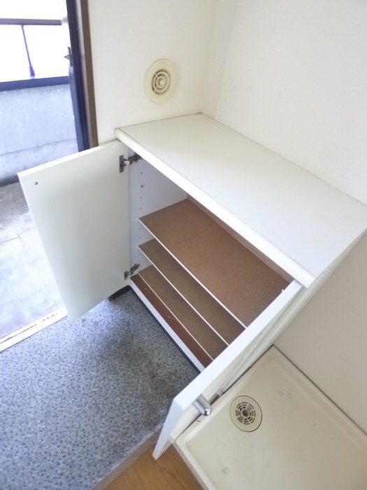 榎本マンションの物件内観写真