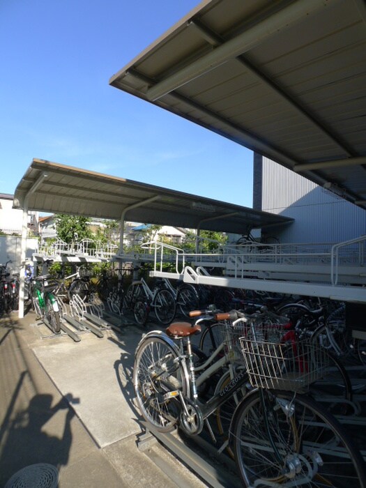 ＨＦ草加レジデンスの物件外観写真