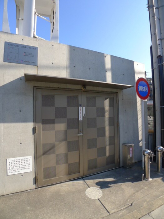 ＨＦ草加レジデンスの物件外観写真